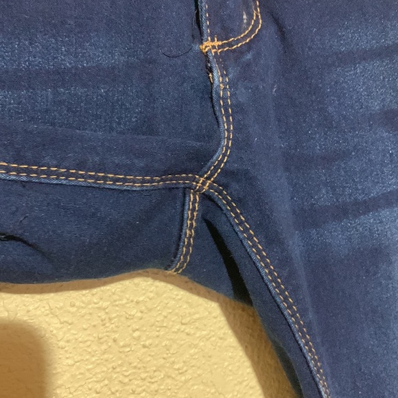 Bamboo Jeans Denim Blue Dark Wash Skinny  Mid Rise Stretchy Junior Size 1 - Picture 7 of 16